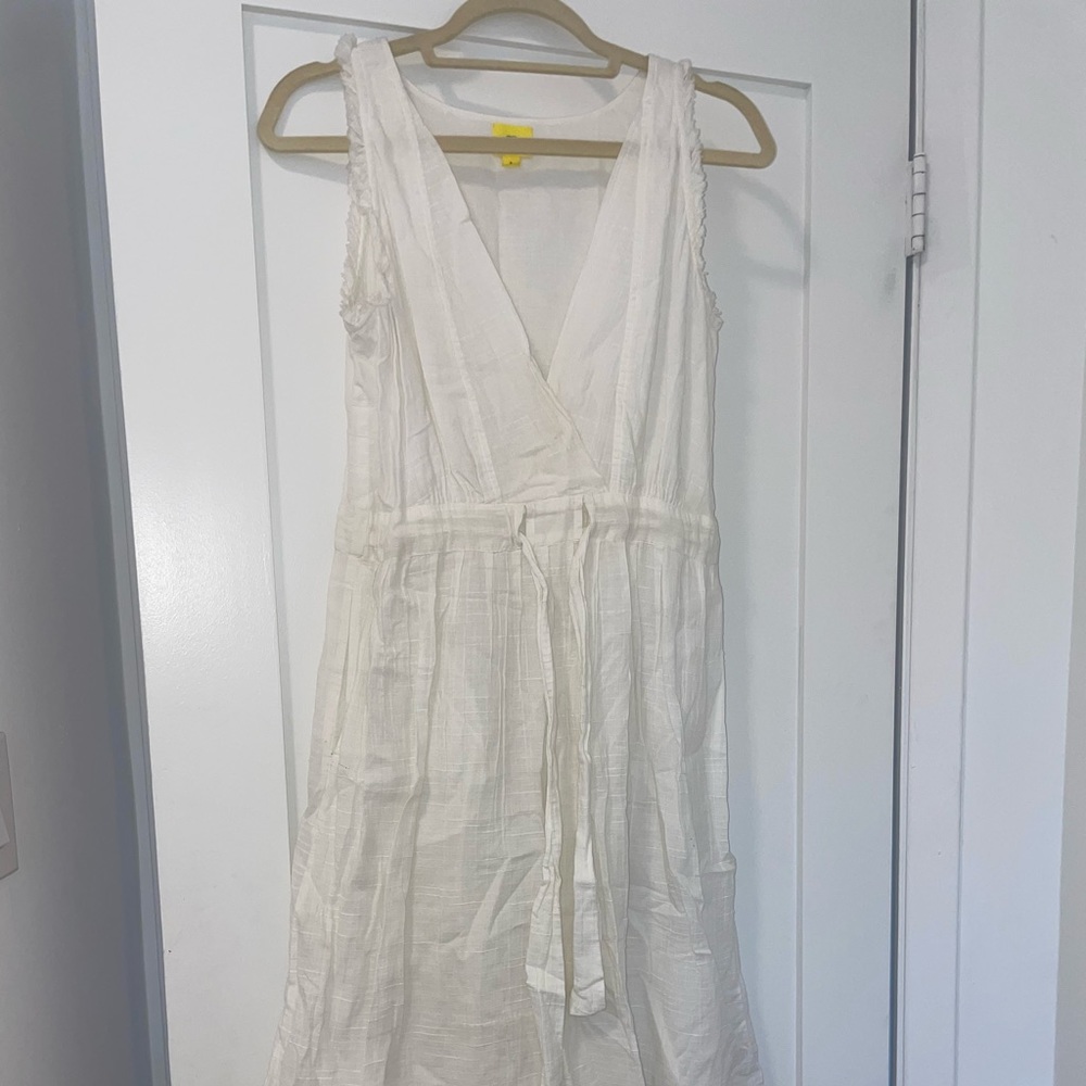 White midi dress with tie